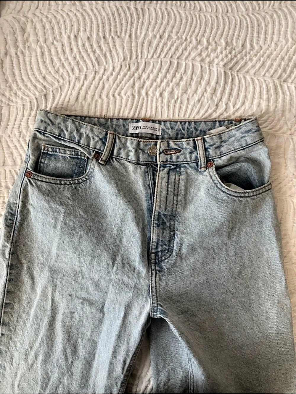 Zara Z1975 High Rise Mom Fit Jeans Straight Leg Jeans in Blue